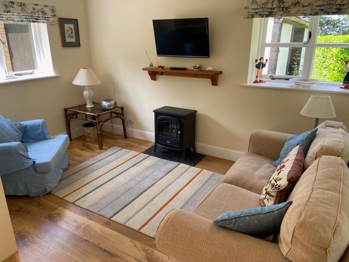 Oke Apple Cottage Shillingstone Esterno foto