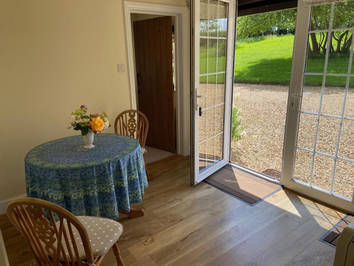Oke Apple Cottage Shillingstone Esterno foto